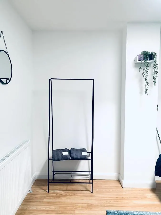 London City Centre Rooms 0*,