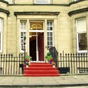 https://grosvenor-gardens-hotel.edinburghhotelsuk.org
