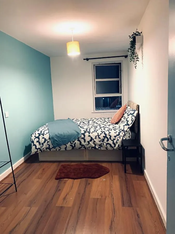 London City Centre Rooms 0*,